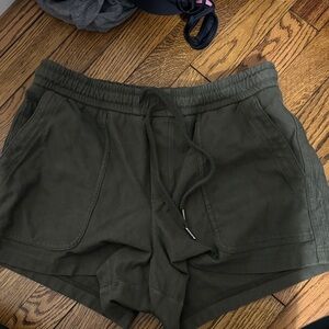 Athleta Dark Green Women's Athletic Shorts